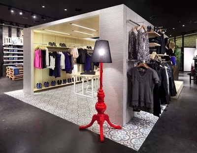 新消費主力登場 誰將接管中國的服裝零售市場？